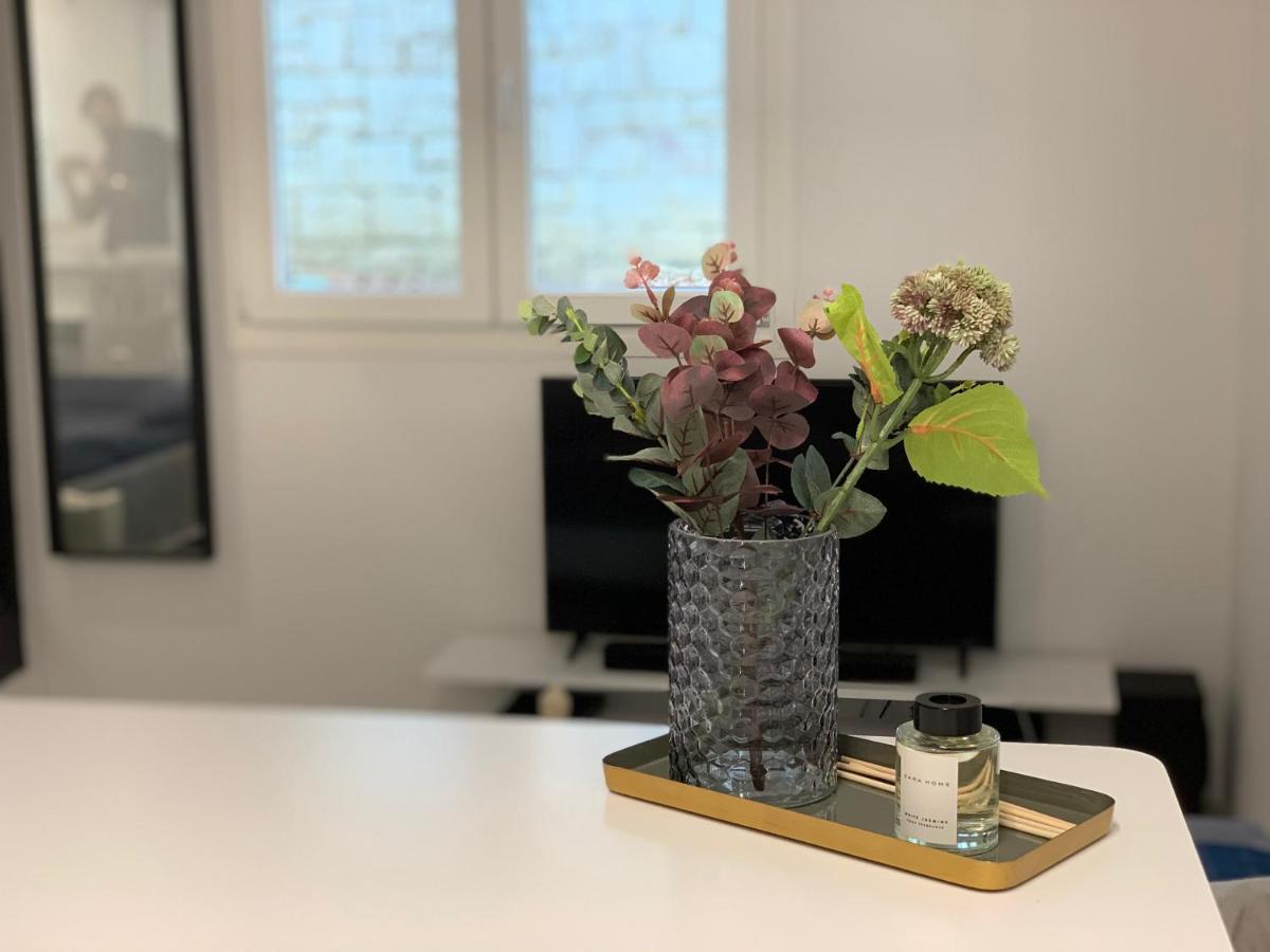 Renovated Apartment In Kifissia Center Near Metro G25 Athén Kültér fotó
